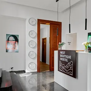 ホステル Nest Boutique
