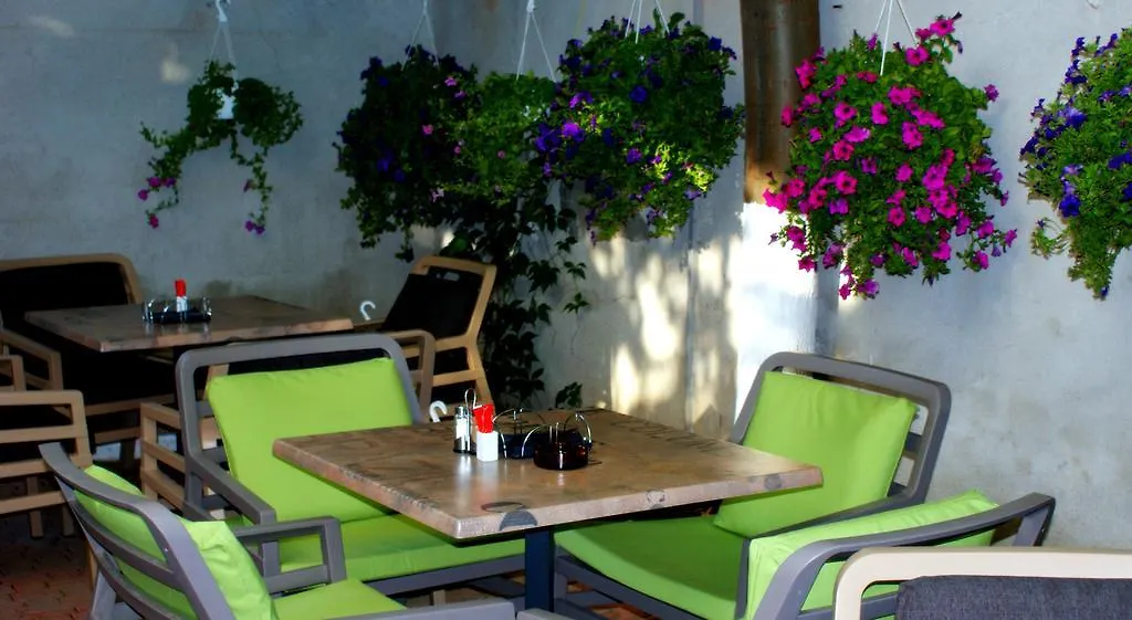 Unique Boutique Hotel Bucharest